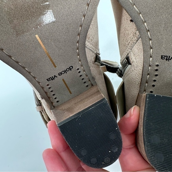 Dolce Vita ankle Yasmin booties 8 beige leather western rode buckle chain mail - Picture 8 of 13